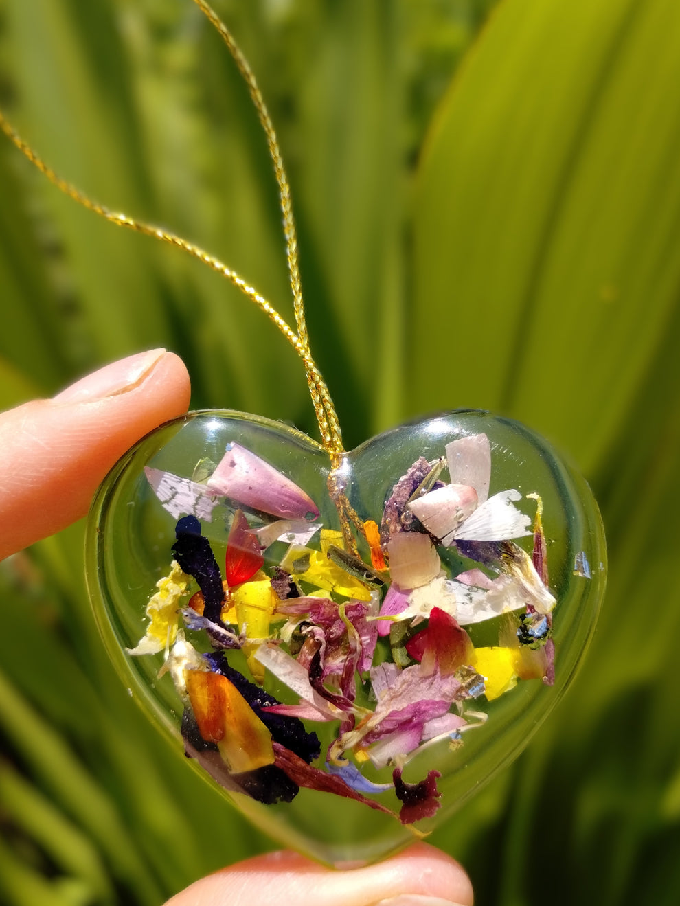 Resin Heart – Ink and Shine