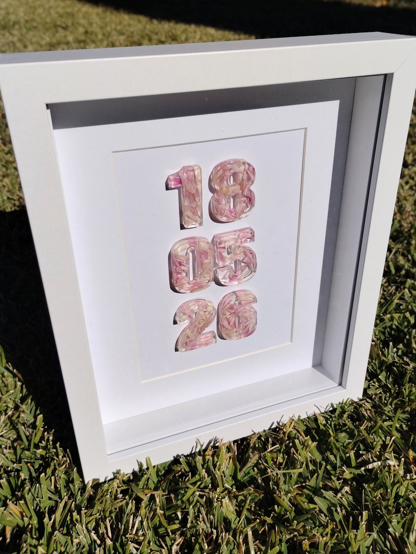 The Keepsake Date Frame – Custom Resin Numbers with Dried Flowers